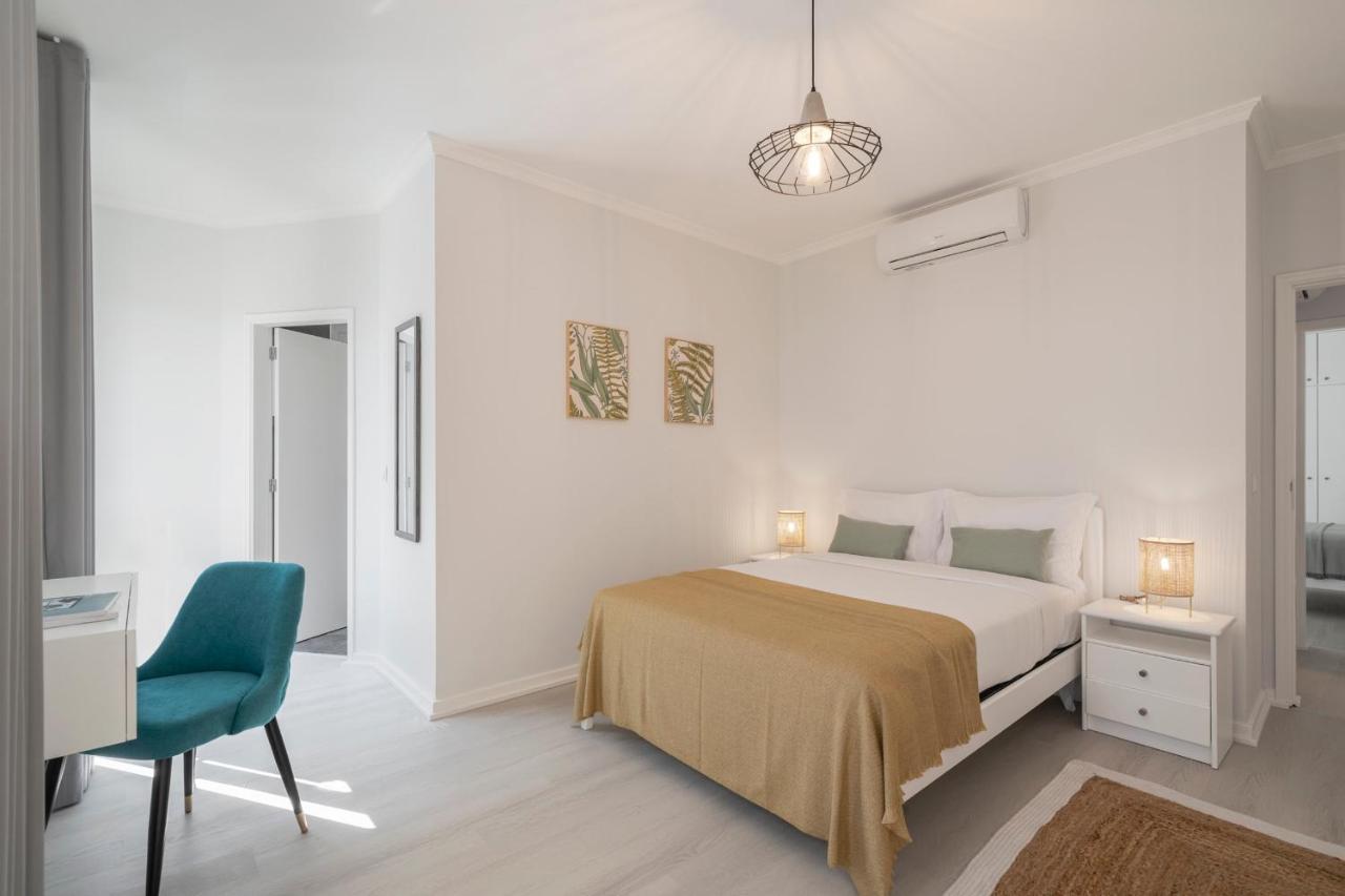 Intelsol Calheta Apartments By An Island Apart Exterior foto