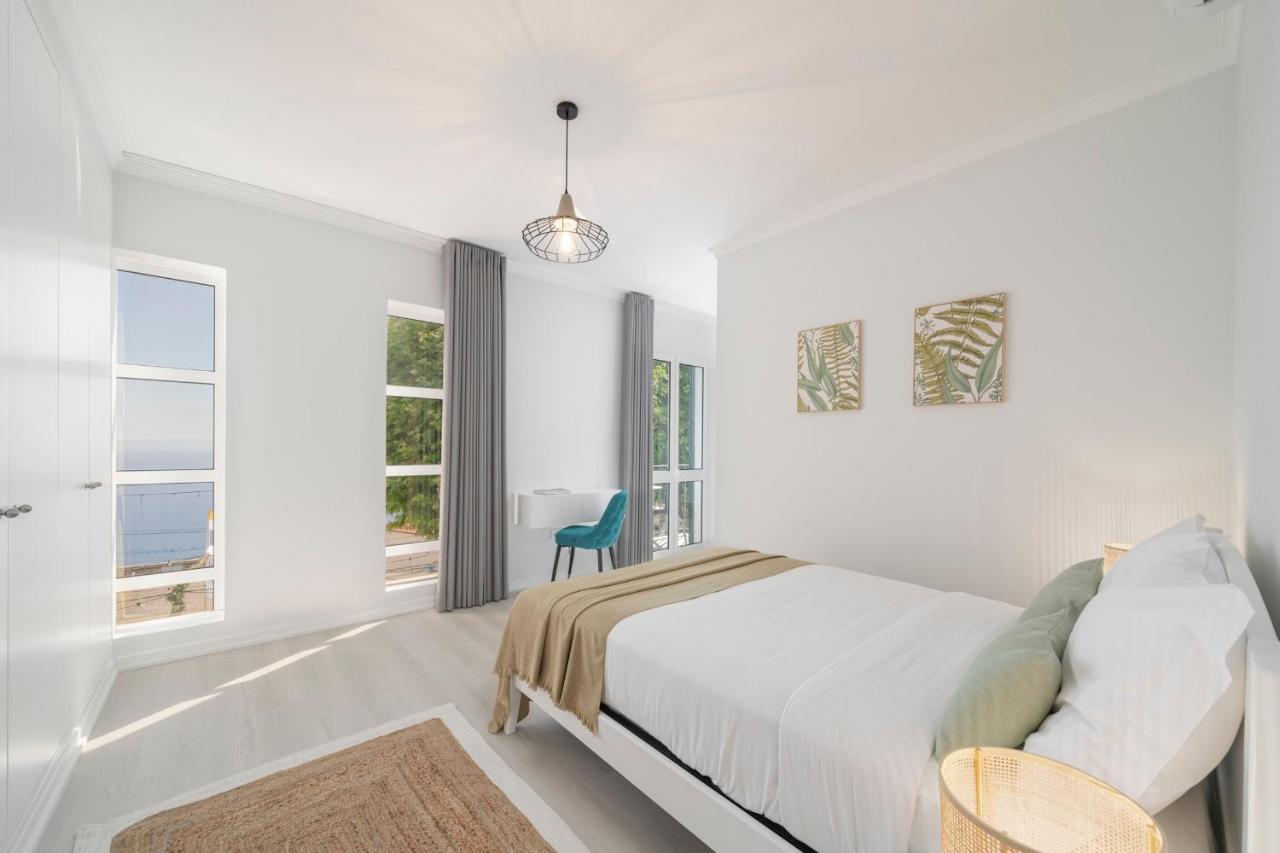 Intelsol Calheta Apartments By An Island Apart Exterior foto